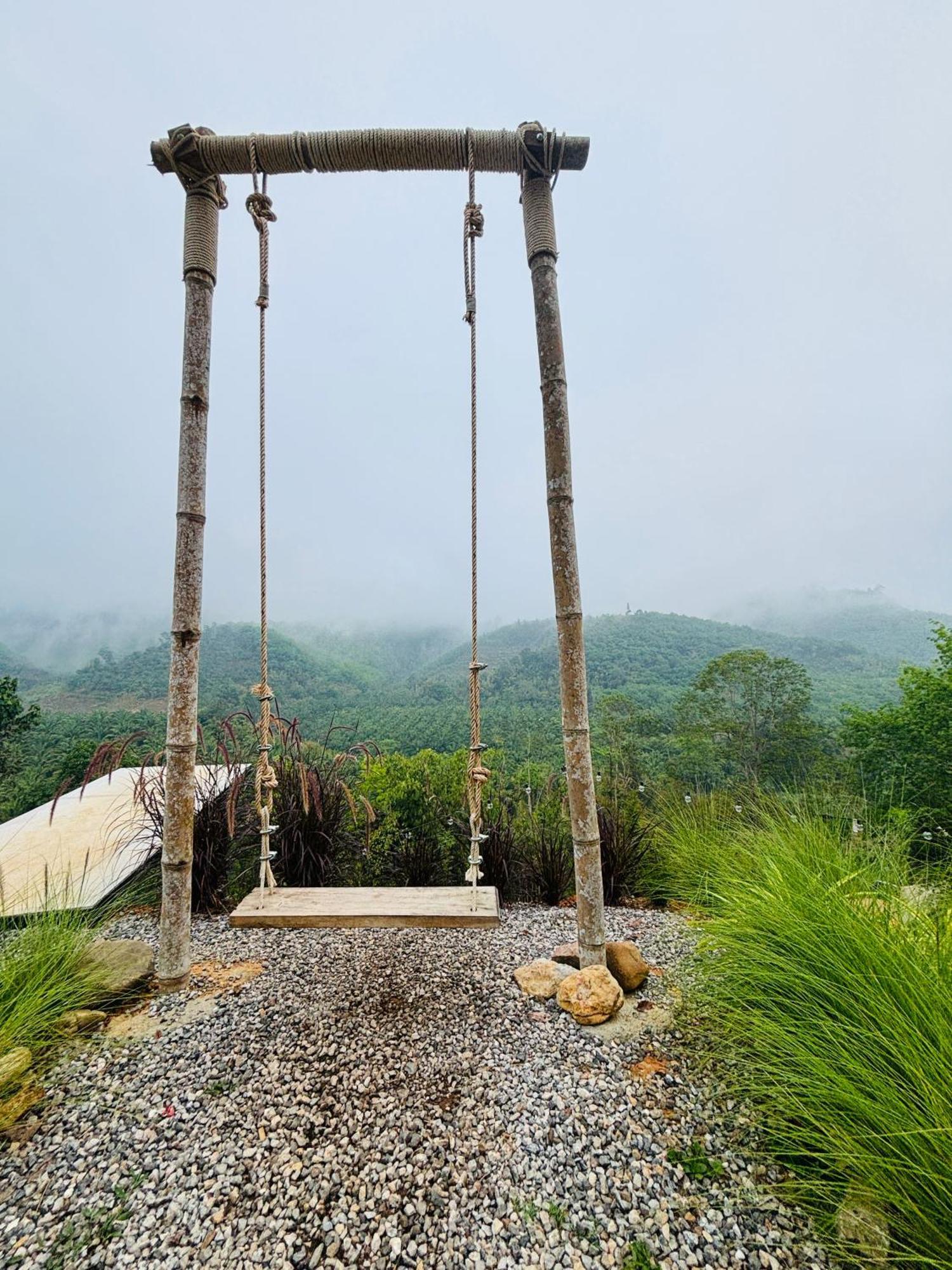 Ban Thung Lang Tham Camping Phutajoy Khaosok แคมป์ปิ้งภูตาจ้อยเขาศก מראה חיצוני תמונה